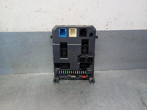 9664983080 fuse relay box